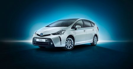 Odświeżona Toyota Prius+ wjeżdża do polskich salonów