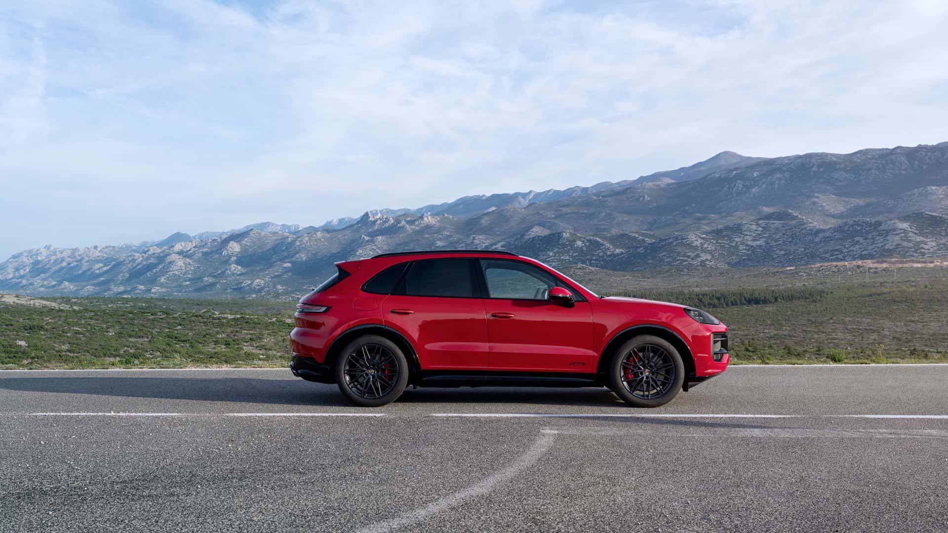 Porsche Cayenne GTS (2024)