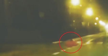 Brutalne potrącenie na przejściu dla pieszych. Wideo