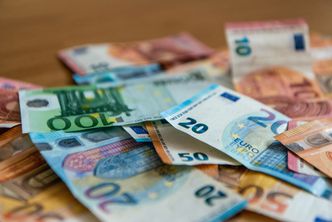 Przy przekroczeniu tej granicy można mieć tylko 60 euro. Kraj zaostrza przepisy