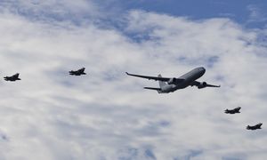 Trump uśmiecha się do Saudów. Liczy na sprzedaż potężnej machiny