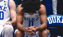 Znany koszykarz reklamuje lakiery do paznokci