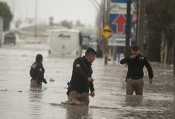 USA. Burza tropikalna. Zawaliła się cześć muru granicznego z Meksykiem