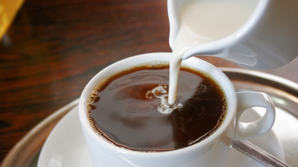Większość Polaków pije co rano taką kawę. Najnowsze doniesienia naukowcy nie pozostawiają złudzeń