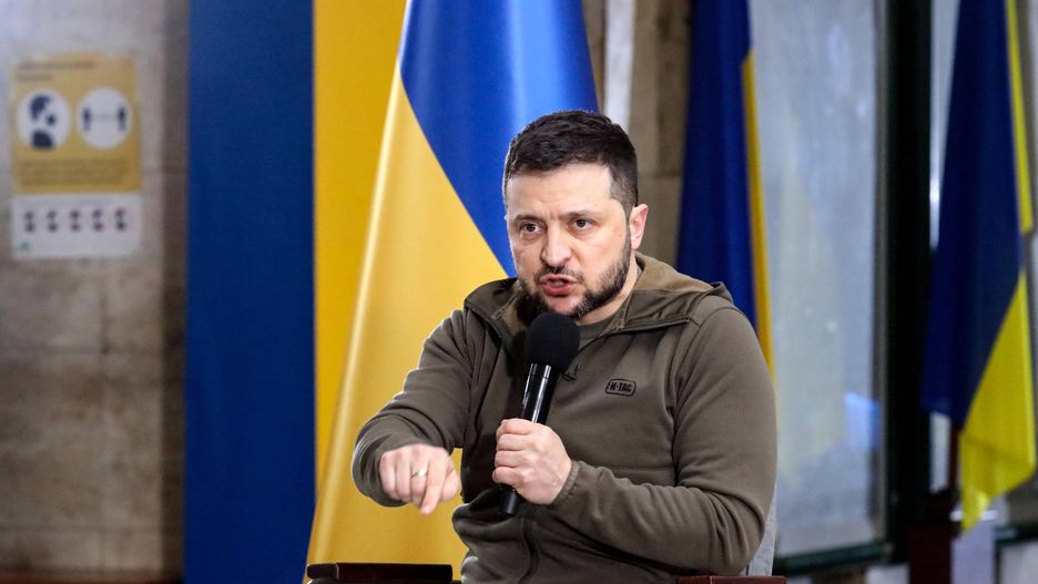Press conference of Ukrainian President Volodymyr Zelenskyy in Kyiv
KYIV, UKRAINE - APRIL 23, 2022 - President of Ukraine Volodymyr Zelenskyy holds a press conference for international and Ukrainian media at a metro station in Kyiv, capital of Ukraine.  
Dostawca: PAP/UKRINFORM
Volodymyr Tarasov
Ukraine conflict, Russian invasion, Ukraine war, martial law, war, Russia-Ukraine war, Ukrainian President, Volodymyr Zelenskyy, press conference, Kyiv Metro, atak Rosji na Ukrain�, inwazja, konflikt zbrojny, polityk, polityka, prezydent Ukrainy, rosyjska, rosyjski, sytuacja na Ukrainie, Wojna na Ukrainie, wok� Ukrainy, Wo�odymyr Ze�enski, metro station