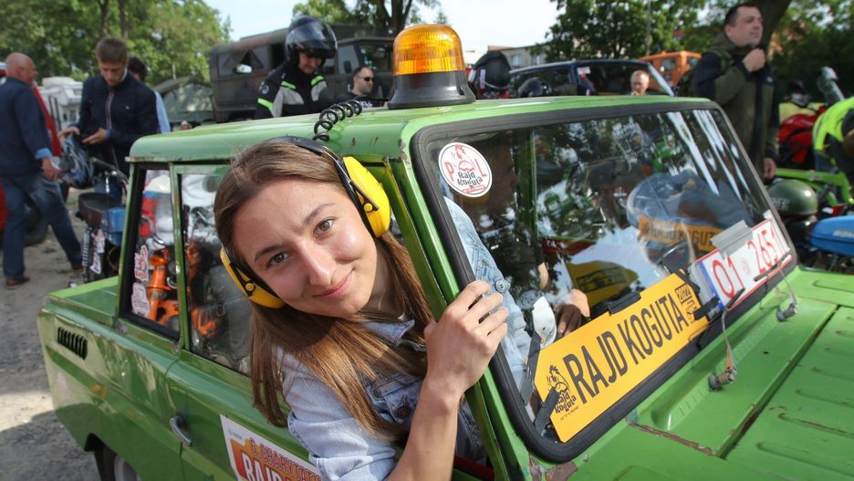 Tak wyglądał start 8. Rajdu Koguta w Oławie w 2024 roku 