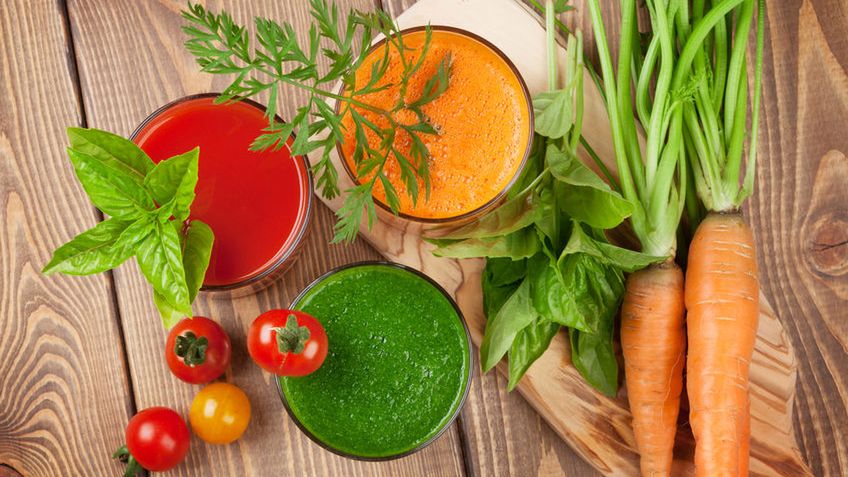 Picie soków to jeden ze sposobów oczyszczania organizmu