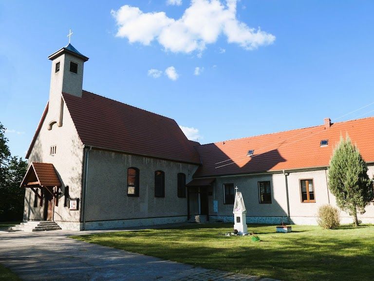 Ksiądz postanowił sprzedać parafialną działkę. Tego nie przewidział