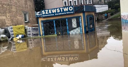 Ruszają inwestycje w ramach odbudowy po powodzi