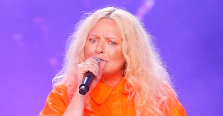 Top of the Top Sopot Festival 2022. Katarzyna Nosowska ZALICZYŁA WPADKĘ na scenie! "No wiecie, to jest jednak NA ŻYWO"