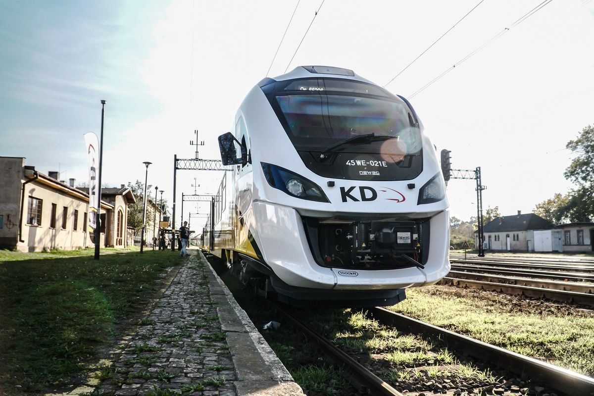 Kwarantanna narodowa. Zawieszone połączenia kolejowe na Dolnym Śląsku. Już od 28 grudnia