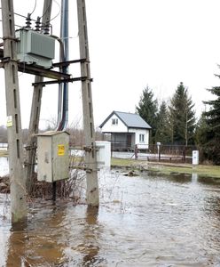 Podtopienia na Mazowszu. Miejscowość odcięta od gminy