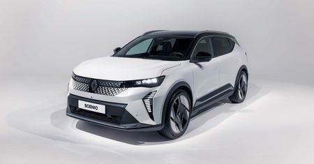 Renault Scenic E-Tech wjeżdża do salonów. Znamy ceny nowego elektryka