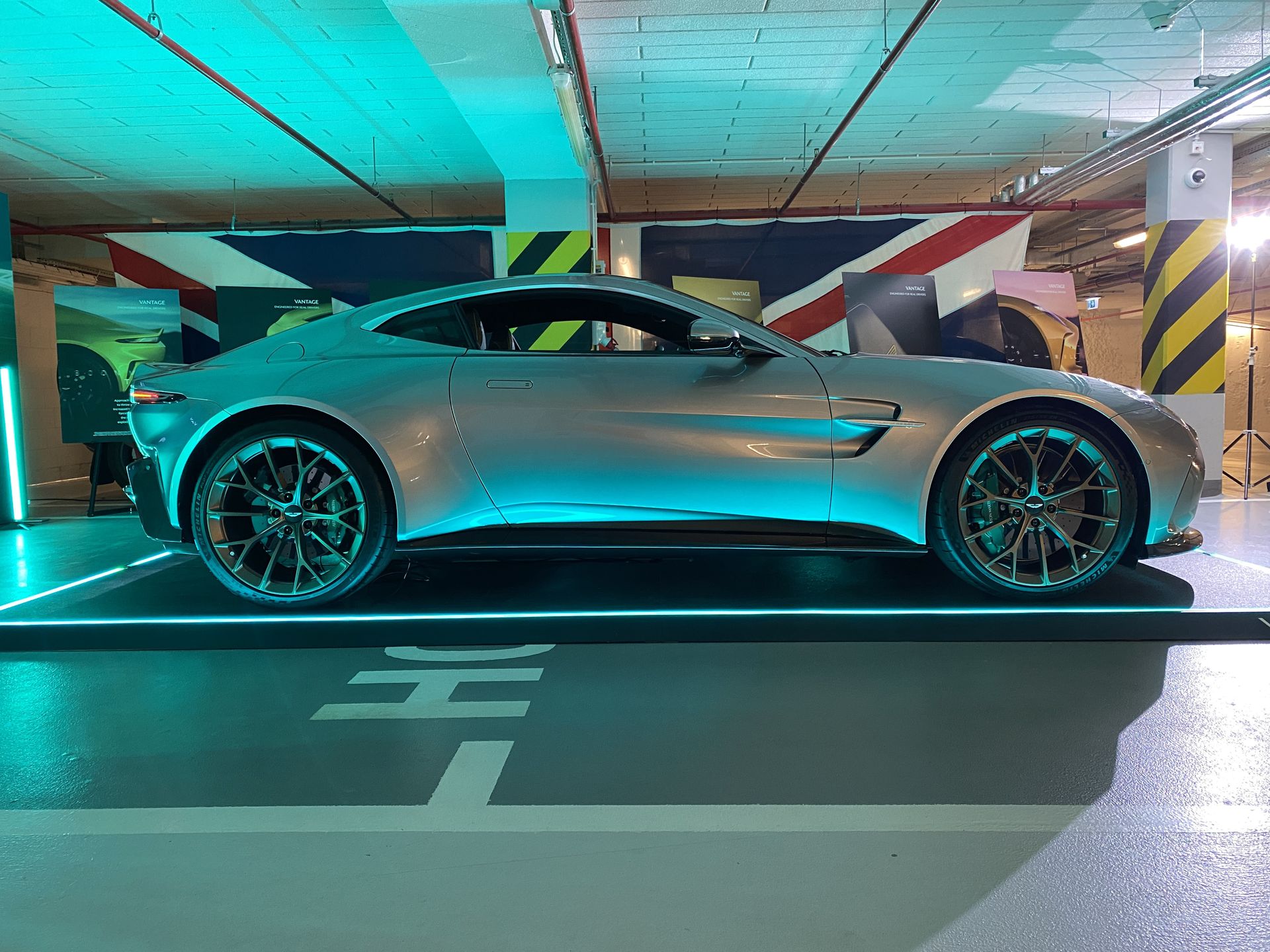 Aston Martin Vantage (2024) – polska premiera