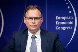 10 podróży za ponad 100 tys. zł. Tyle polityk PiS wydał na delegacje w ciągu roku