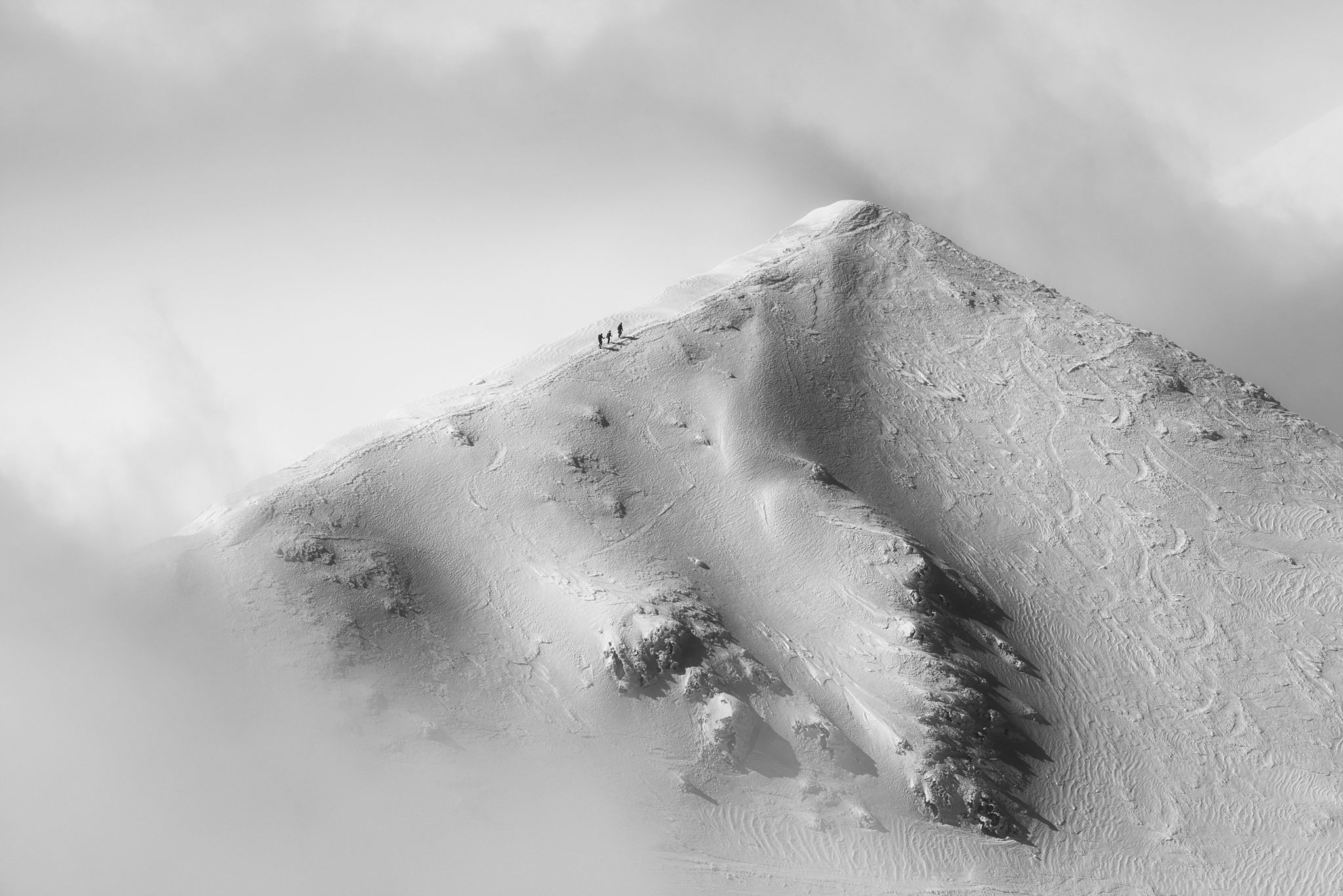 Poza uczeniem innych jazdy na nartach, Marcin też fotografuje