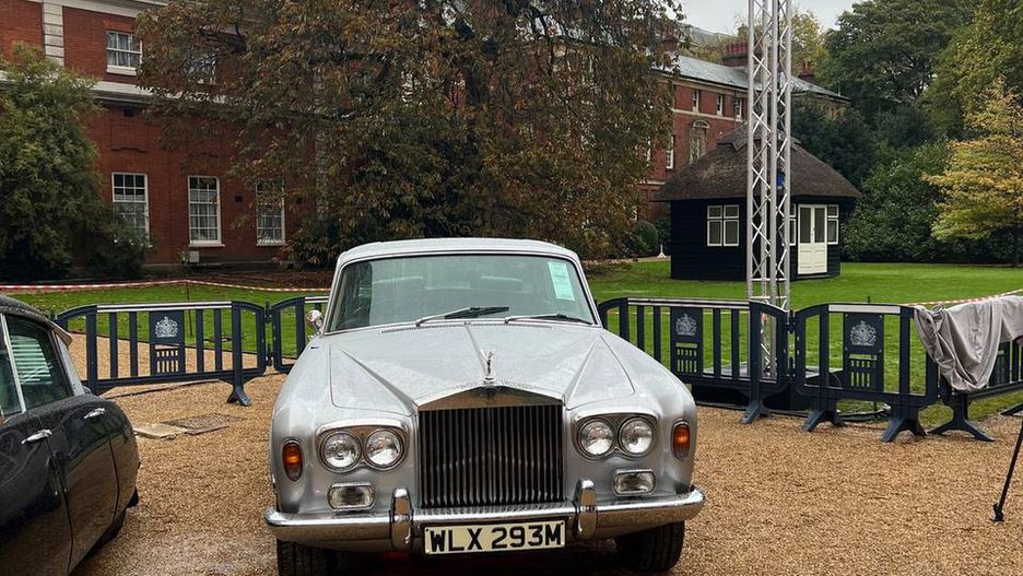 Unikatowe auto Freddiego Mercury’ego Rolls-Royce’a z 1974 r. zostało sprzedane