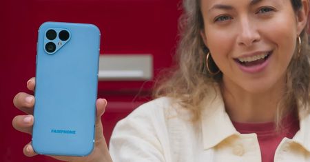 5 lat gwarancji i 8 lat aktualizacji. Oto "najbardziej ekologiczny smartfon na świecie"