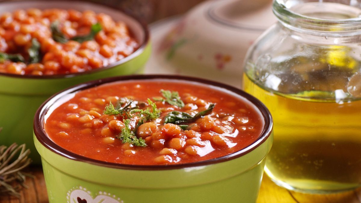 Zupa na bazie soczewicy ma zapewnić szczęście i obfitość