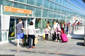 Incydent na Lotnisku Chopina. Służby skonfiskowały pistolet na wodę