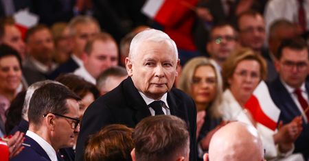 Polacy chcą, by Kaczyński ustąpił. Wśród nich nawet część wyborców PiS