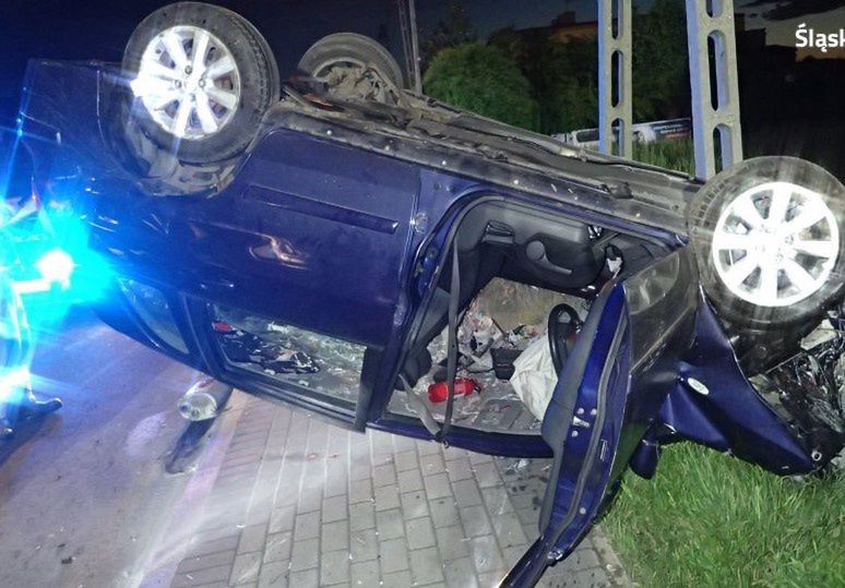 Śląskie. Tylko w miniony weekend policjanci w Rybniku zatrzymali sześciu pijanych kierowców. Jeden z nich dachował.