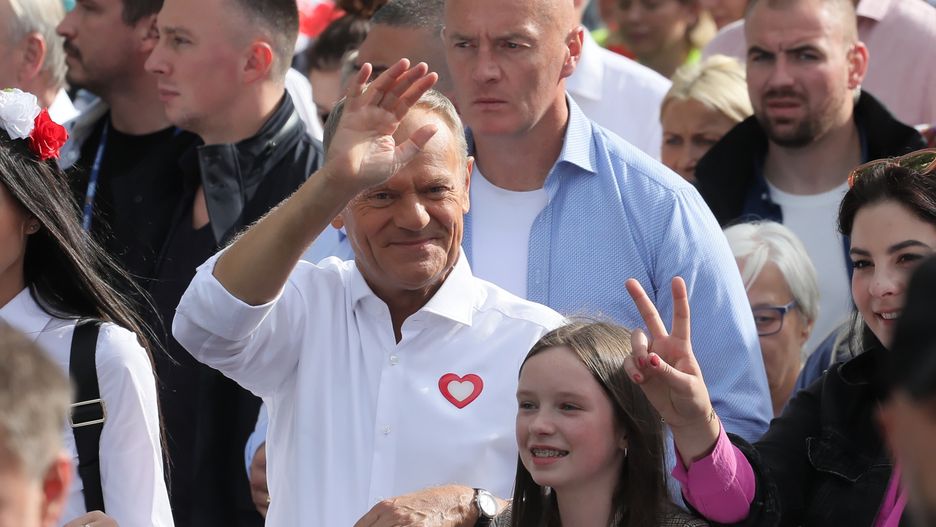 Donald Tusk
Pawe� Supernak
kampania, KO, koalicja obywatelska, Marsz, Marsz Miliona Serc, opozycja, opozycyjny, parlamentarna, parlamentarne, partia, partii, platforma obywatelska, PO, polityka, sympatycy, wyborcy, wyborcza, wybory, wybory 2023, wybory parlamentarne 2023, z g�ry, zwolennicy