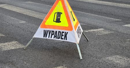 Wypadek na DK 48 w Sierskowoli. Jedna osoba poszkodowana