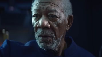 Próba obnażenia biznesu farmaceutycznego w gorzkiej wizji przyszłości. Dziś w TV mroczny thriller