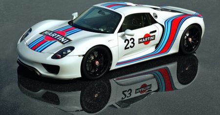 Porsche 918 - znamy oficjalną specyfikację i ceny!