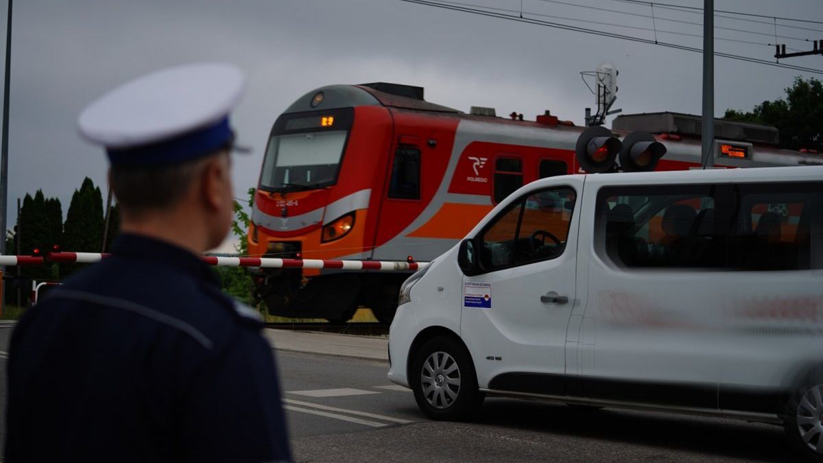 Przejazdy kolejowe należą do jednych z najniebezpieczniejszych rodzajów skrzyżowań dróg