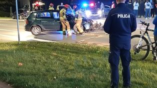 Pijany kierowca spowodował wypadek, motocyklista trafił do szpitala