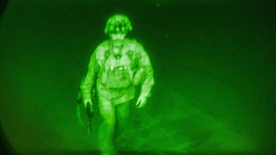 Gen. Chrisa Donahue, ostatni żołnierz USA, który opuścił Afganistan