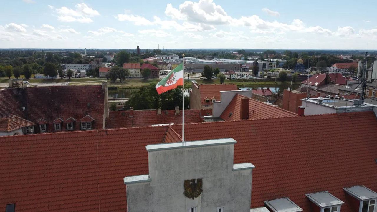Nauczyciele uciekają z Gorzowa. "W okolicznych gminach dostają więcej”