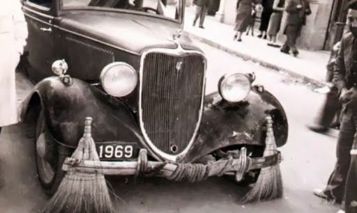 Rolls Royce zamiatał ulice w Indiach