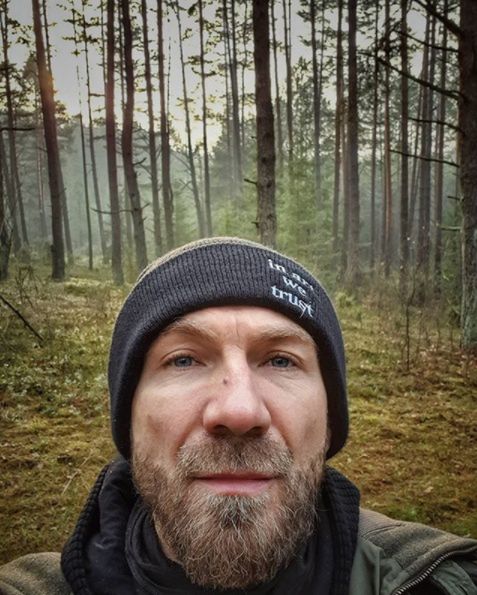 Przemek Kossakowski popiera Strajk Kobiet