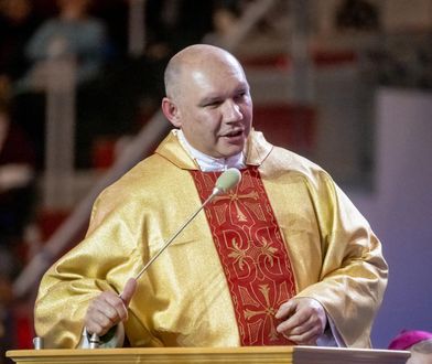 Lasy Państwowe ujawniają. Tyle zarabiał ksiądz-myśliwy. Zawrotna suma