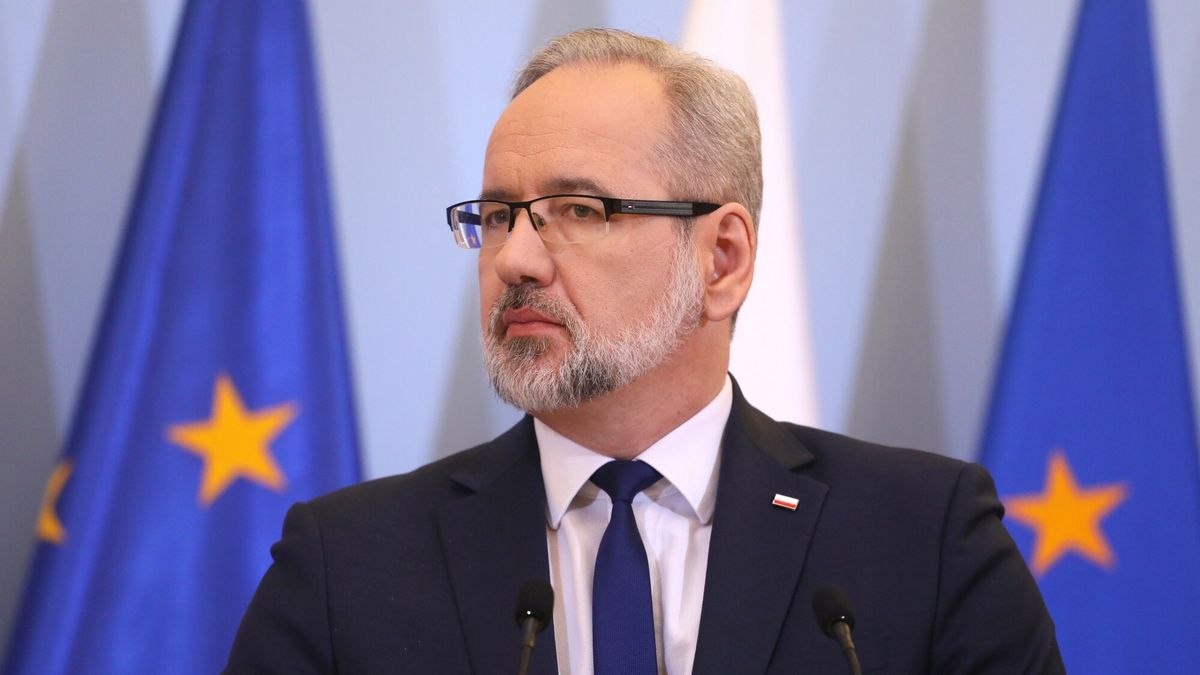 Jest szansa, że niedługo pożegnamy się z maseczkami, kwarantanną i izolacją. Zapowiedział to minister zdrowia Adam Niedzielski 