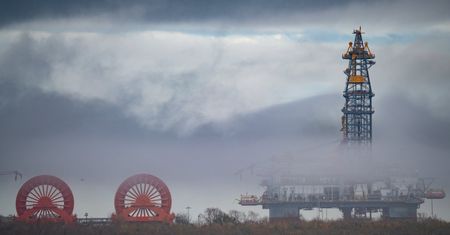 SpaceX buduje ogromny, pływający port kosmiczny [Zdjęcia]