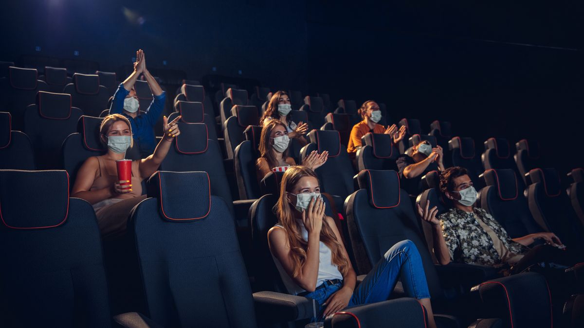 Otwarcie kin i teatrów, lockdown, restrykcje 