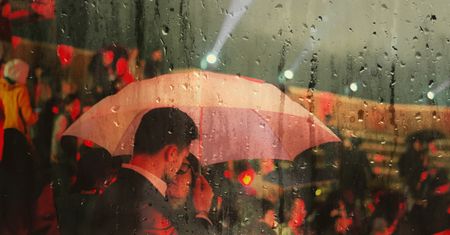 Włoski fotograf udowadnia, że deszcz nie jest wrogiem sztuki