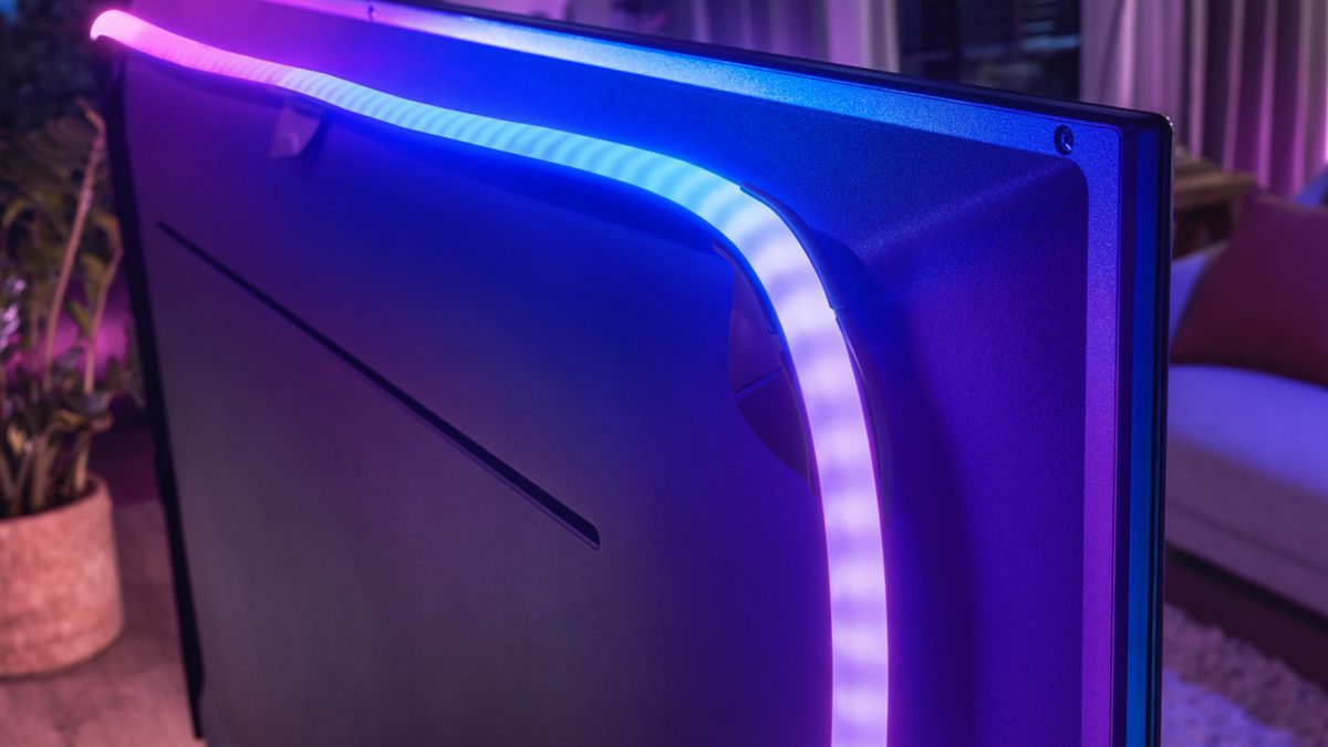 Ten gadżet Philipsa oświetli ci pokój kolorami telewizora 1