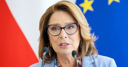 Marszałek Senatu reaguje po tekście WP. Każą zwrócić dotację?