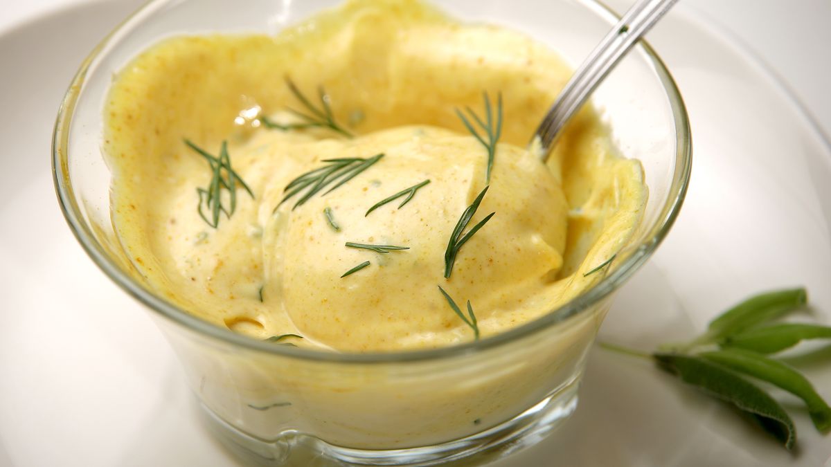 Domowy majonez z gotowanych jajek