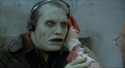 TOP 10 najlepszych narzędzi do zabijania zombie 8