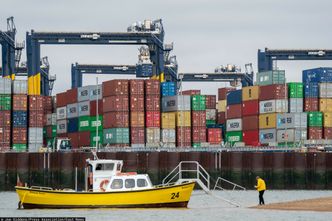 Szef logistycznego giganta ostrzega: "To nie koniec problemów"