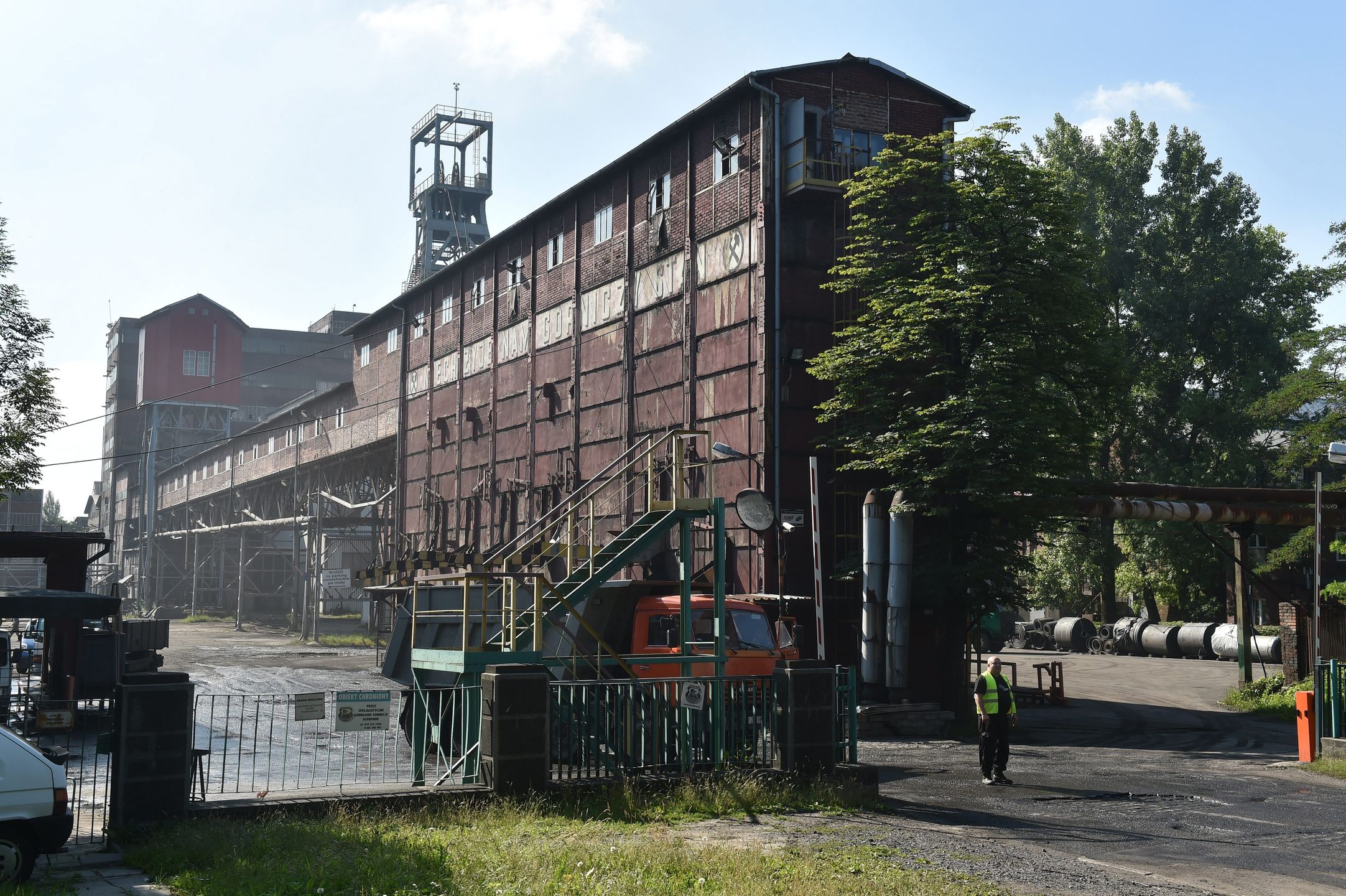 Bytom KWK BobrekJacek BednarczykBobrek Centrum, Bobrek-Centrum, g�rnictwo, Kopalnia W�gla Kamiennego, KWK, przemys�, wydobywczy