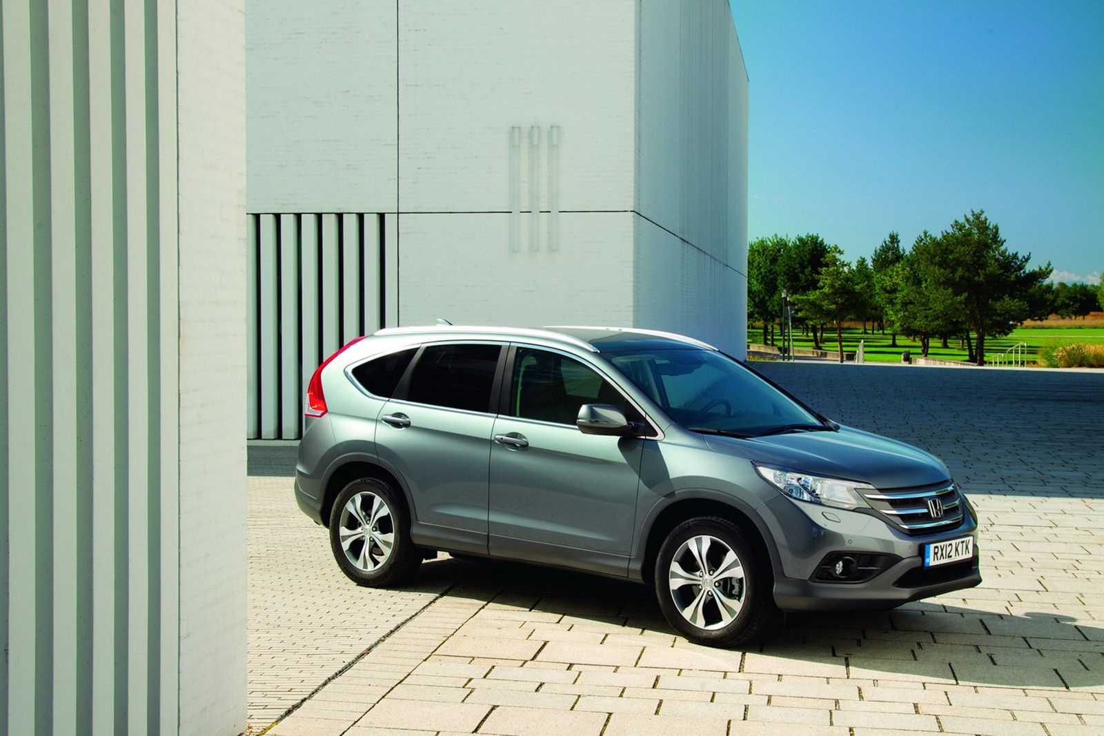 2013 Honda CR-V - obszerna galeria prosto od producenta 36