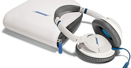 Bose SoundTrue around-ear – lekkie i stylowe słuchawki dla aktywnych [test]