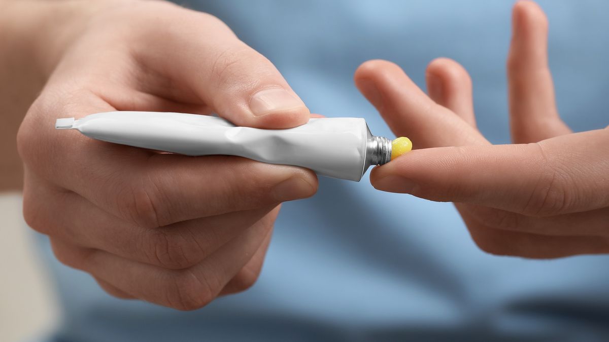 Jak działa maść arnikowa?